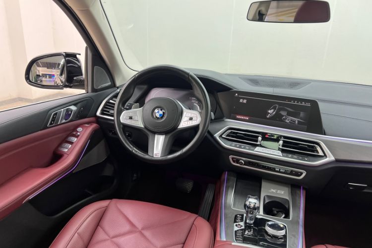 Used BMW X5 2022 Restyled xDrive 30Li Luxury Version M Sport Package
