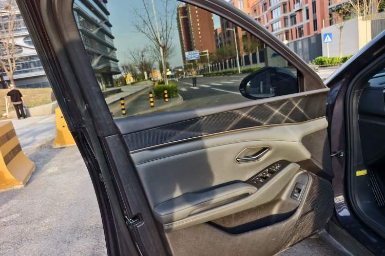 Used BYD Qin L 2024 DM-i 120KM Leading Model Interior 7