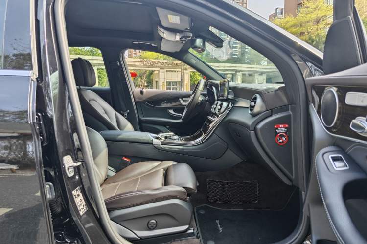 Used Mercedes-Benz GLC 2018 Facelifted GLC 260 4MATIC Dynamic Edition
