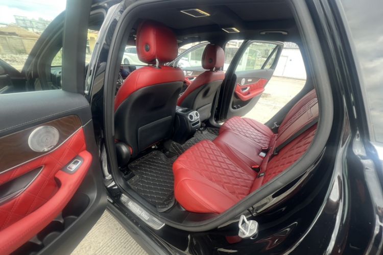 Used Mercedes-Benz GLC 2020 Facelift GLC 260 L 4MATIC Luxury Edition Interior 3