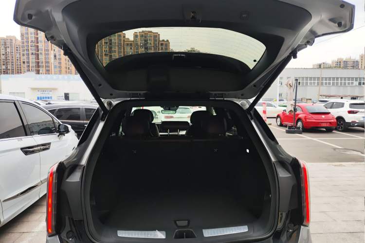 Used Cadillac XT5 2025 2.0T Platinum Edition
