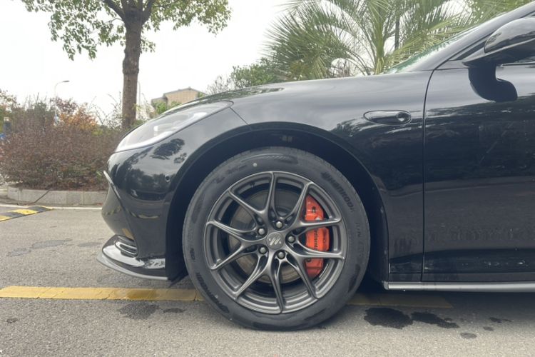 Used IM L6 2024 Max Enhanced Performance Edition Exterior 5