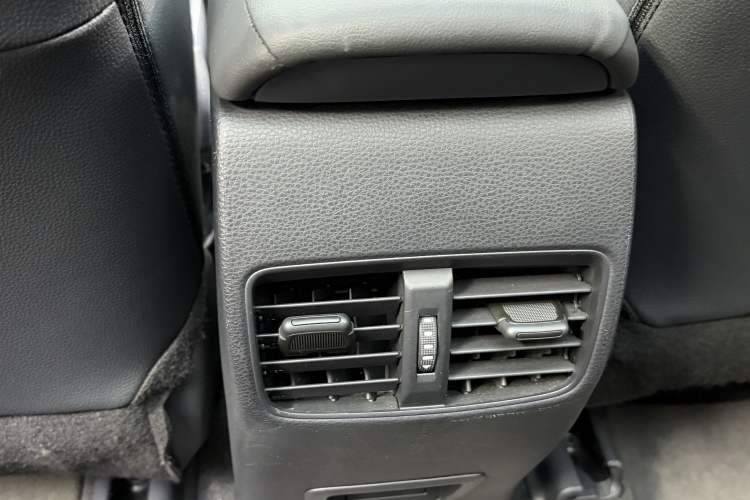 Used Toyota Corolla Cross 2022 2.0L Flagship Edition Interior 10