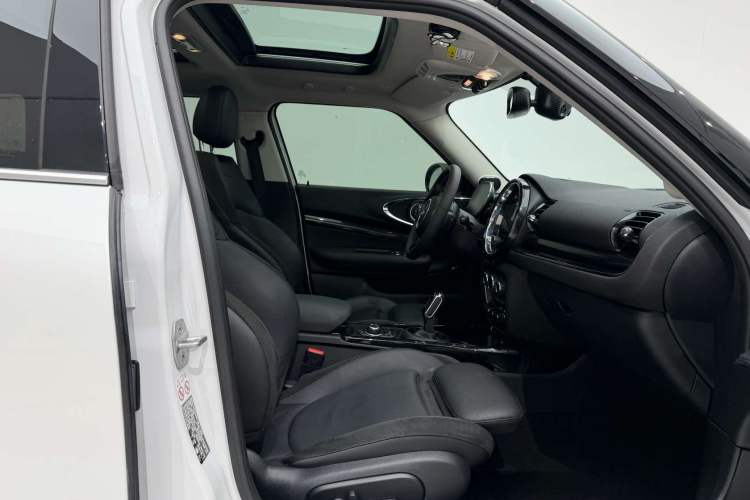 Used MINI Clubman 2023 Refresh 1.5T COOPER Connoisseur Right Front Seat