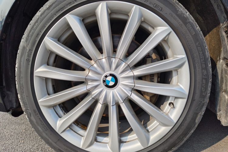 Used BMW 7 Series 2018 730Li Leading Model Excellence Package Exterior 6