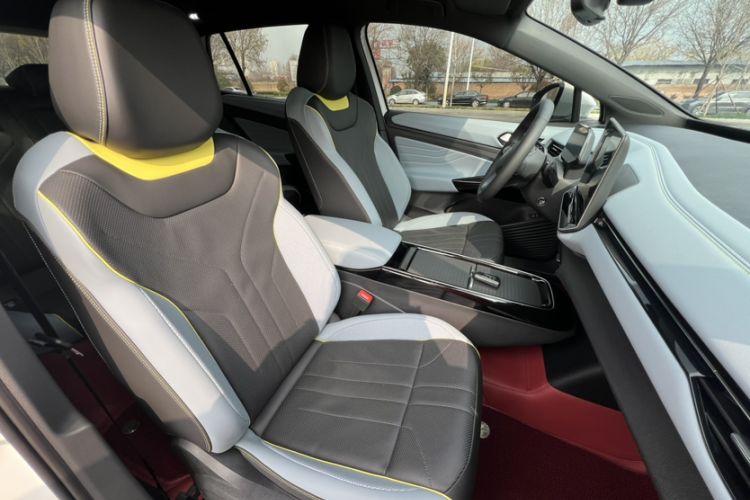 Used Volkswagen ID.4 X 2025 Smart Version Pure & Intelligent Enjoyment Edition
