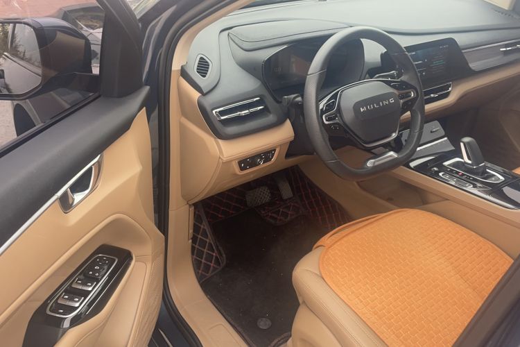 Used Wuling Victory 2023 2.0L DHT Deluxe Edition