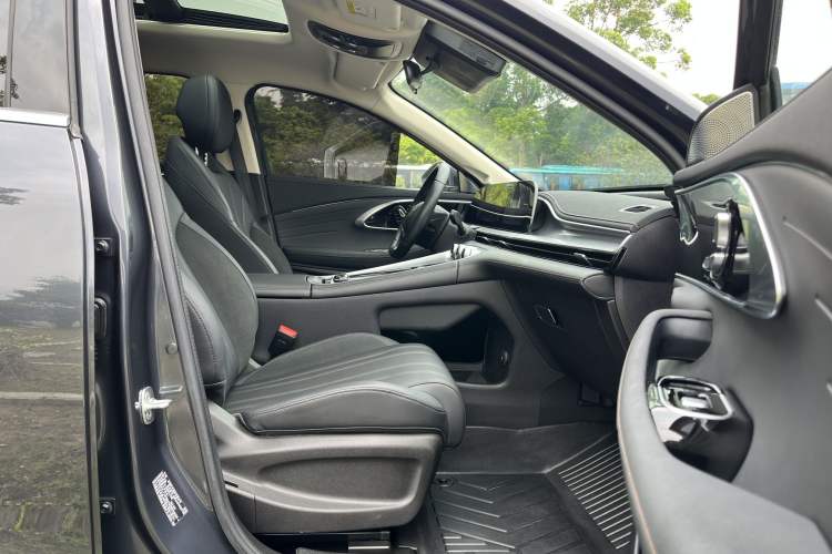 Used EXEED Lingyun 2024 300T Two-Wheel Drive Starlight Edition