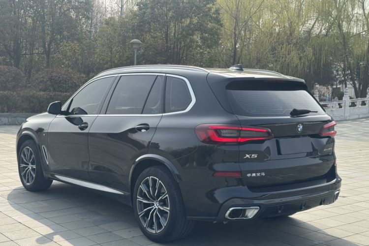 Used BMW X5 2022 Restyled xDrive 30Li M Sport Package
