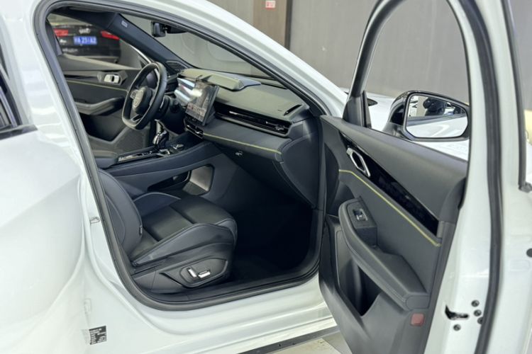 Used Lynk & Co 03 2023 1.5TD DCT JingPro