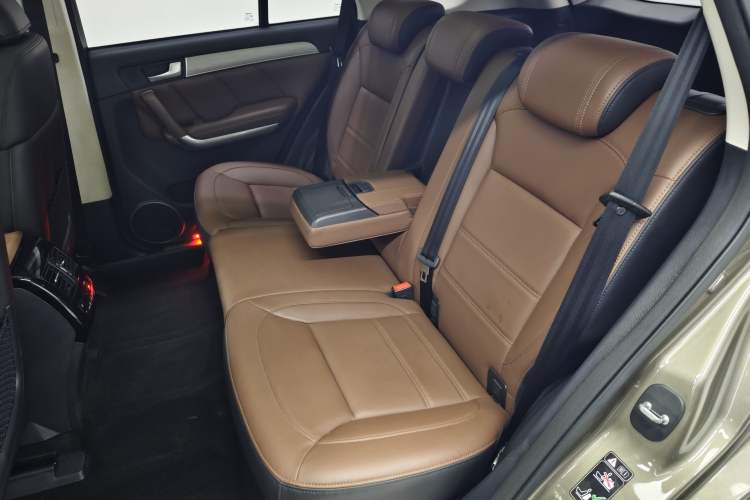 Used Haval H8 2017 2.0T Gasoline 4x4 Smart Enjoyment Version