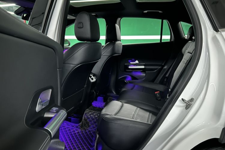 Used Mercedes-Benz GLA 2023 GLA 220 Interior 4