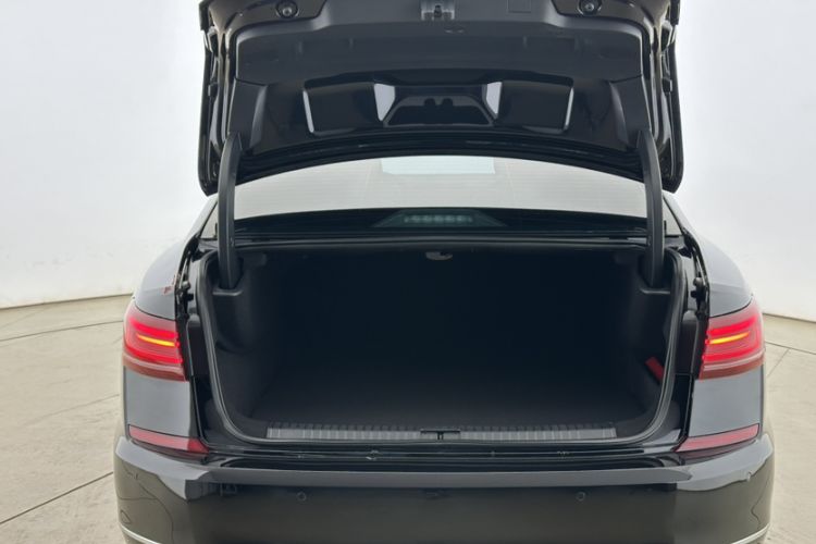 Used Volkswagen Passat New Energy 2023 430 PHEV Hybrid Luxury Edition Interior 5