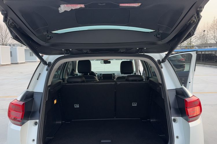 Used Citroen C5 AIRCROSS 2021 400THP Luxury Model Trunk