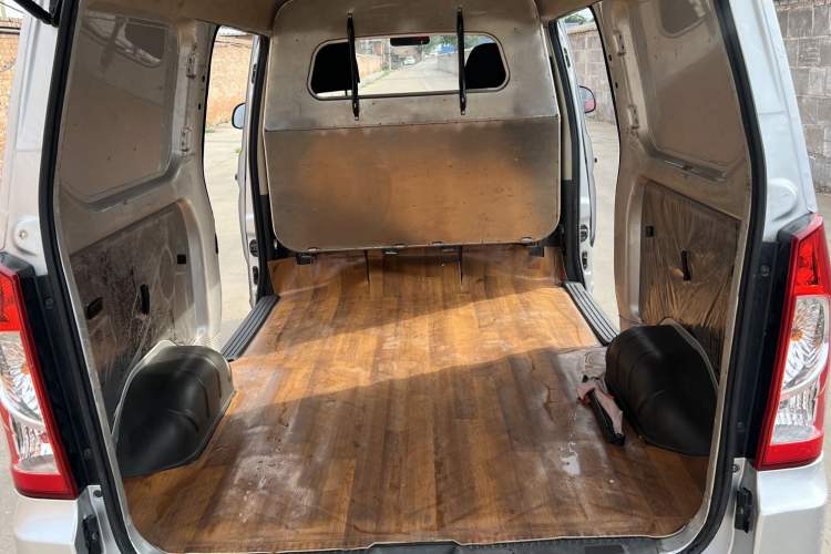 Used Wuling Rongguang 2019 1.2L S Van Utility Model with 2 Seats