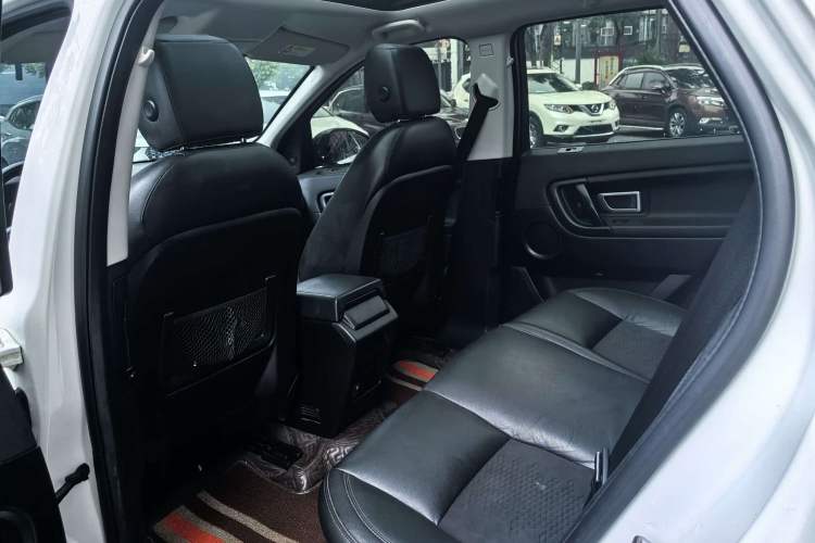 Used Land Rover Discovery Sport 2019 240 PS PURE Edition China V Standard