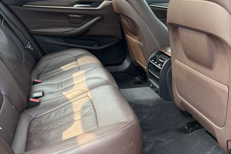 Used BMW 5 Series 2018 530Li Leading Edition Luxury Package
