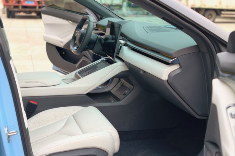 Used XPeng P7 2025 Model—702 Long Range Ultra
