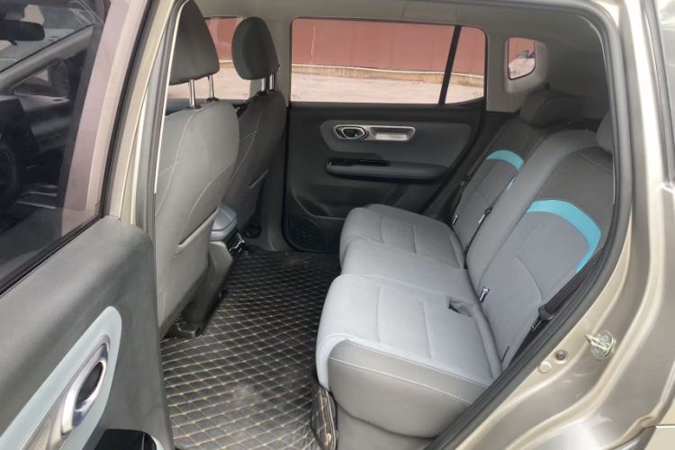 Used AION Y 2022 Plus 70 Enjoy Edition