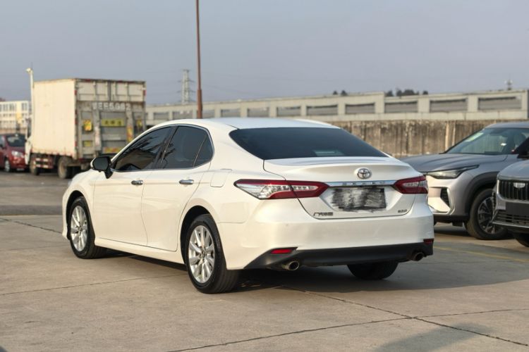 Used Toyota Camry 2019 Revised Version 2.0G Luxury Edition
