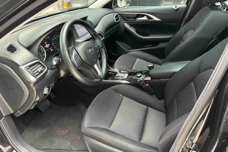 Used Infiniti QX30 2017 2.0T Four-Wheel Drive Fashion Edition
