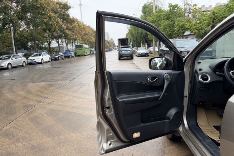 Used Renault Koleos 2014 Revised Version 2.0L Two-Wheel Drive Standard Edition
