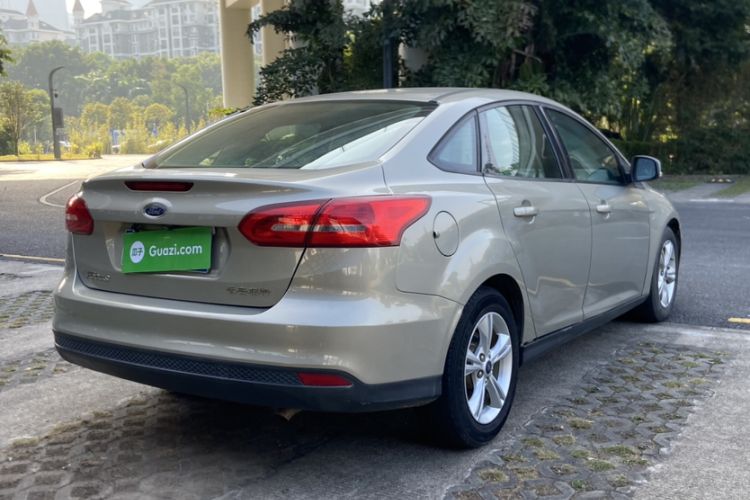 Used Ford Focus 2018 Sedan Classic 1.6L Automatic Comfort Plus Smart Drive Version