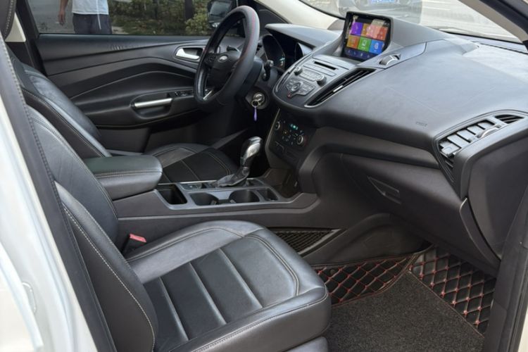 Used Ford Kuga 2018 EcoBoost 180 Two-Wheel-Drive Platinum Edition