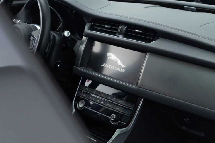 Used Jaguar XFL 2019 XFL 2.0T 200 PS Two-Wheel-Drive Elite Edition