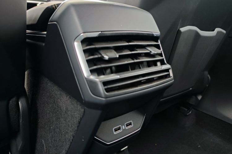 Used Lynk & Co 01 2023 2.0TD Two-Wheel Drive Asian Games Edition
