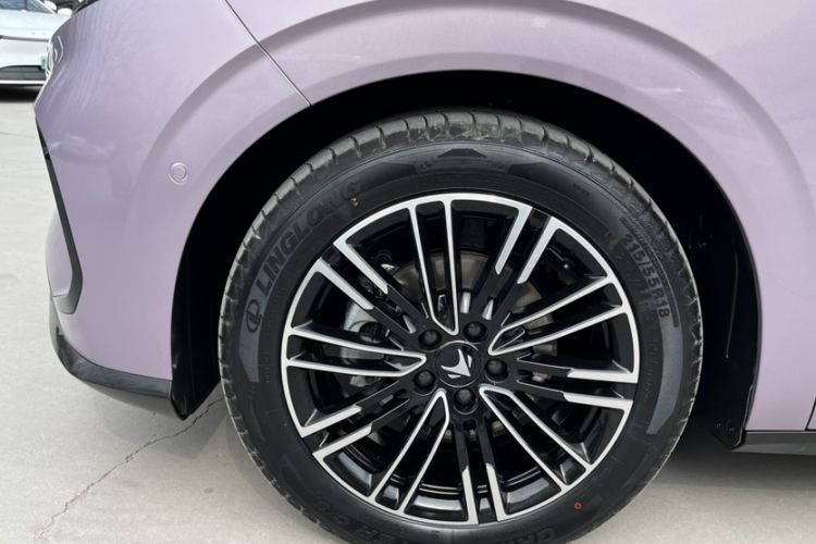 Used ARCFOX T1 2025 Model 425 MAX
