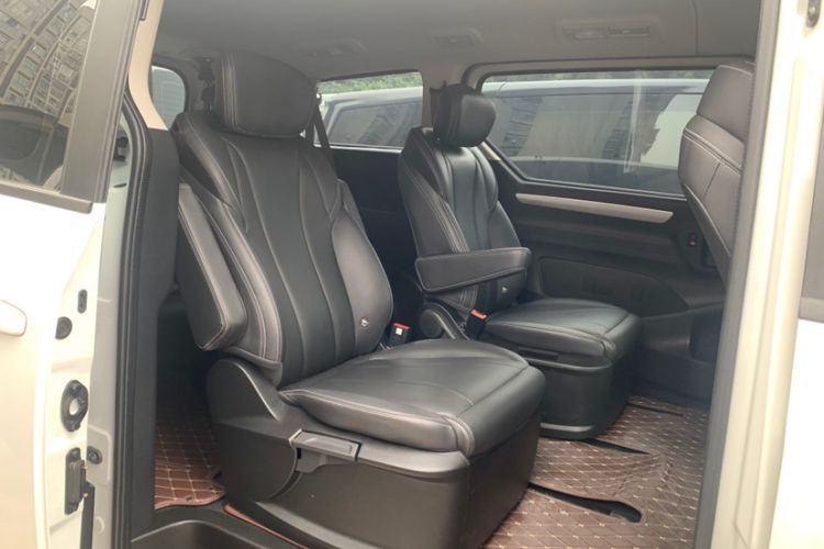 Used SAIC MAXUS G10 2023 2.0T Manual Multi-Function Version Diesel 7/8/9 Seats