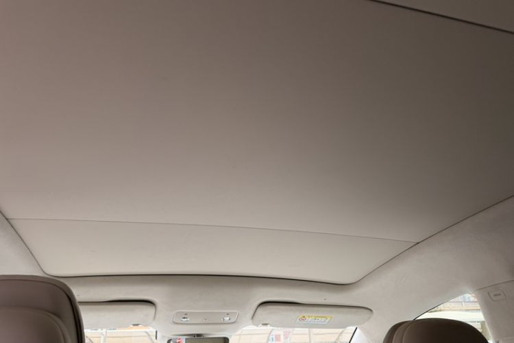 Used Hima Luxeed R7 2024 All-Electric 736 km Ultra Interior 4