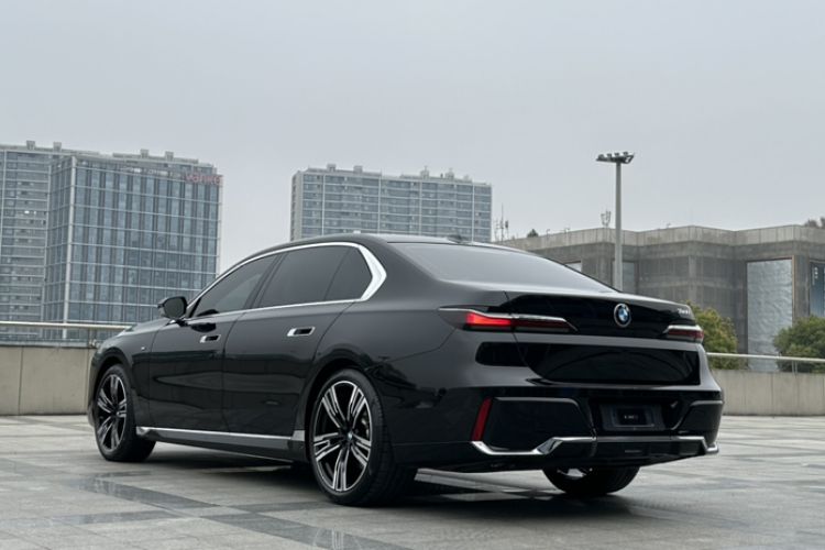 Used BMW 7 Series 2023 Restyled 740Li Luxury Edition M Sport Package