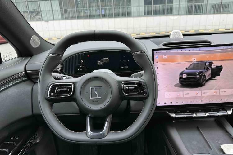 Used Zeekr 7X 2025 75 kWh Rear-Wheel Drive Intelligent Driving Version
