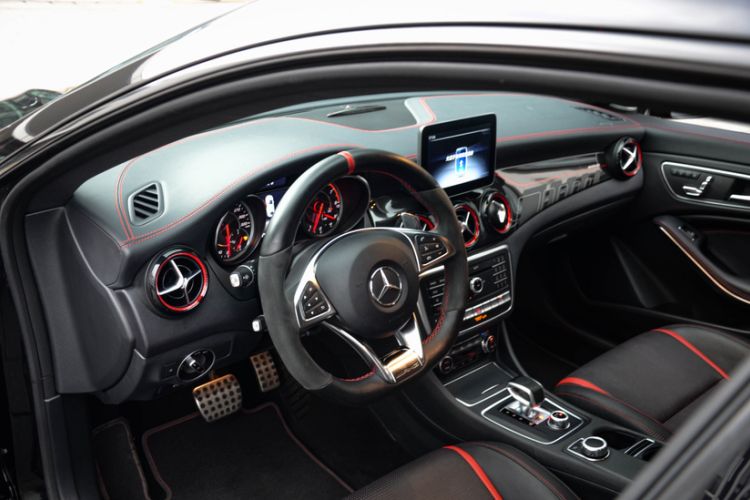 Used Mercedes-Benz CLA AMG 2017 Facelift AMG CLA 45 4MATIC Interior 7