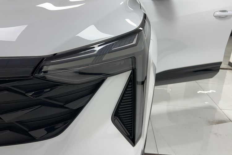 Used Geely Auto Emgrand X7 Sport 2024 1.5TD Smart Connect+ Left Front Headlight