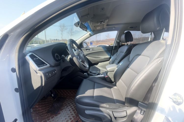 Used Hyundai Tucson 2015 1.6T Dual-Clutch Two-Wheel-Drive Leading Model