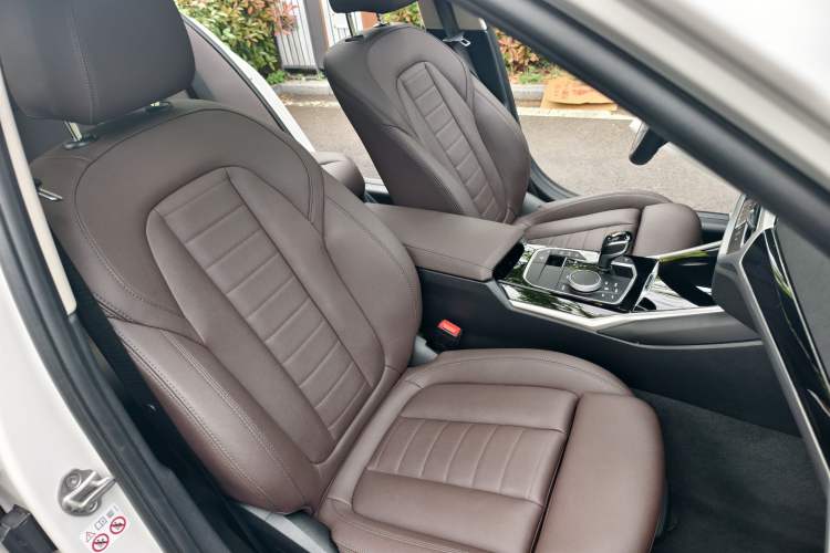 Used BMW 3 Series 2020 320Li M Sport Package Right Front Seat