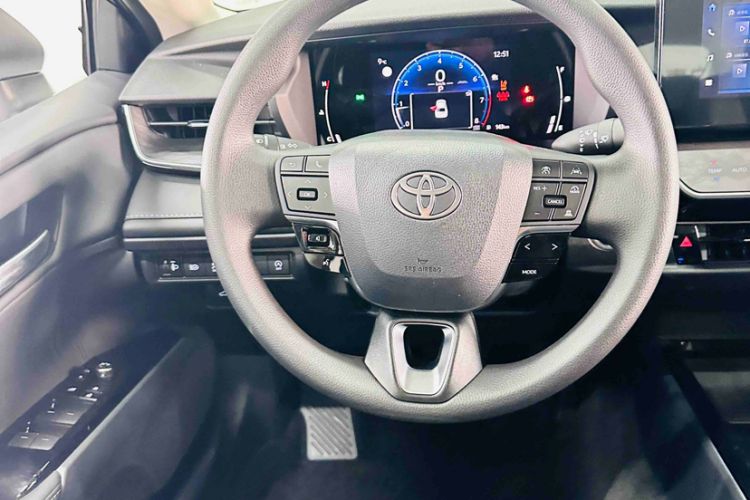 Used Toyota Camry 2026 Model 2.0E Elite Edition
