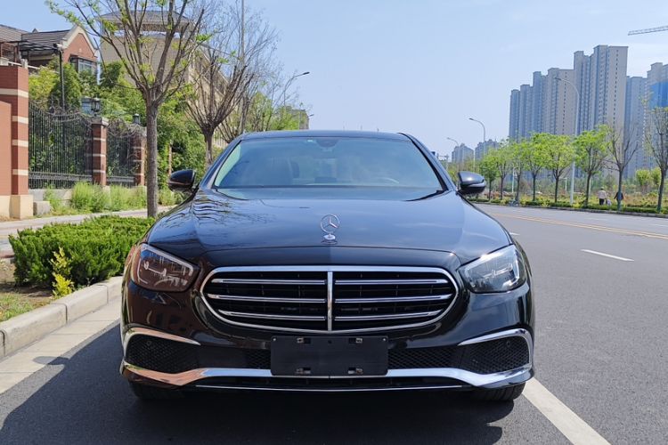 Used Mercedes-Benz E-Class 2021 E 260 L 4MATIC Exterior 1