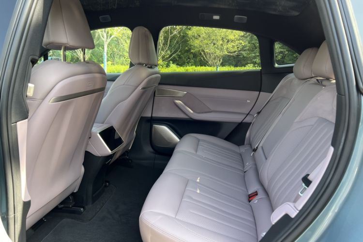 Used ONVO L60 2024 60 kWh Rear-Drive Version
