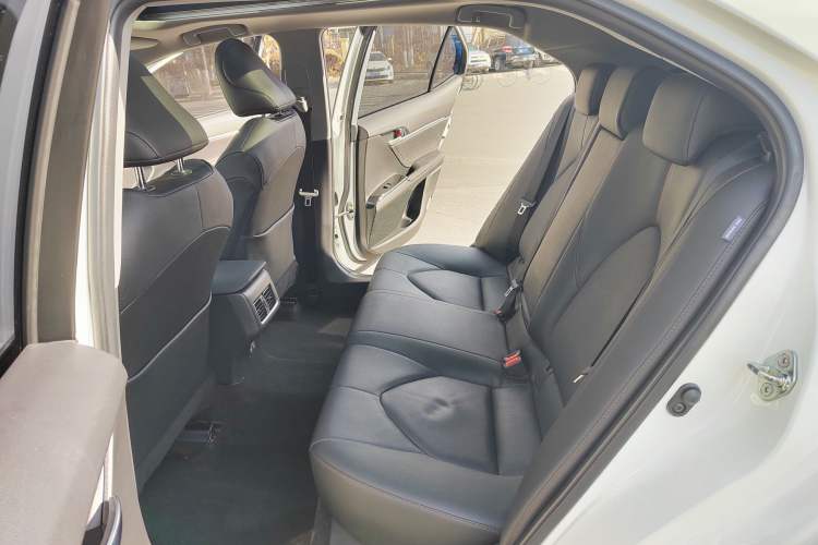 Used Toyota Camry 2021 2.5G Luxury Edition