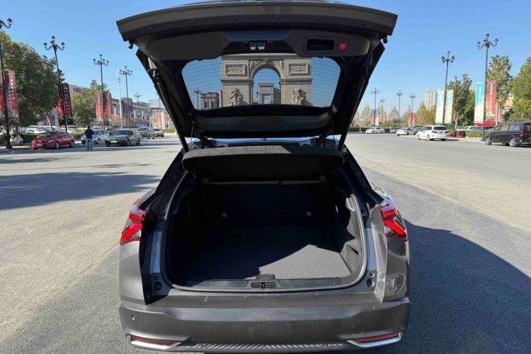 Used Citroen C5 X 2023 1.6T Extraordinary Power
