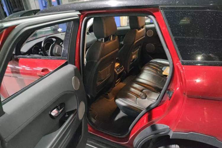 Used Land Rover Range Evoque 2014 2.0T 5-Door Ignite Edition
