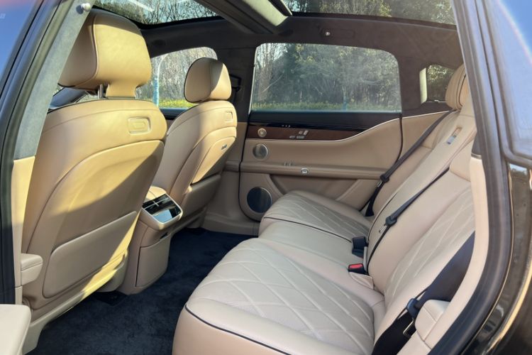 Used Hima Stelato S9 2024 All-Electric Ultra Four-Wheel-Drive Flagship Edition Interior 7