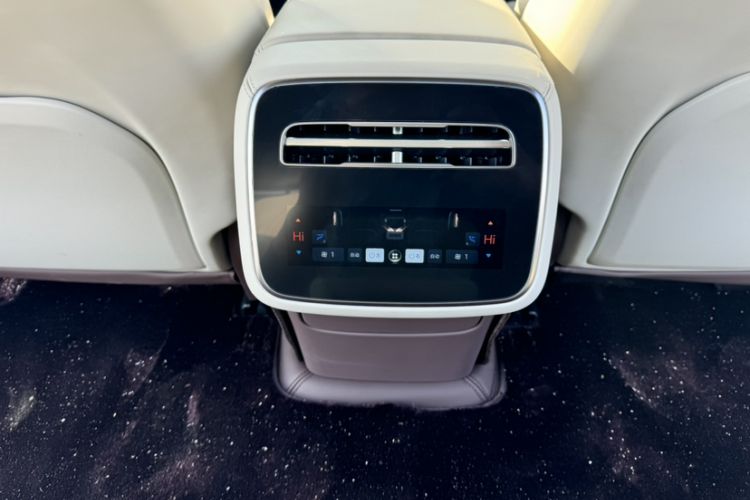 Used Denza Z9GT 2024 1100 Four-Wheel Drive Max Edition