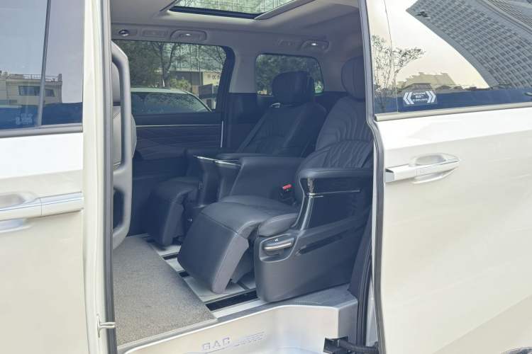 Used GAC Trumpchi M8 2024 Master Series 400T Prestige Edition