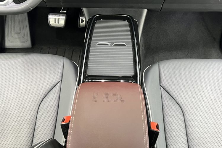 Used Volkswagen ID.6 X 2023 Upgraded Model Pure Long-Range Version