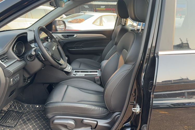 Used Haval M6 2023 PLUS 1.5T DCT Luxury Smart Connectivity Model
